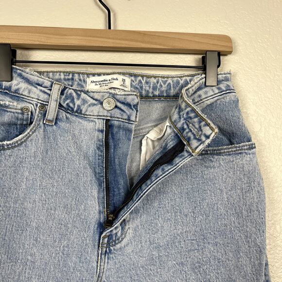 Abercrombie And Fitch The 90's Relaxed Jean High Rise Curve Love Blue 26 - Picture 10 of 16